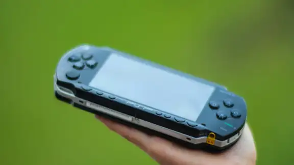 Top 10 Classic PSP Games and HTML5 Alternatives for Android and iOS Smartphones